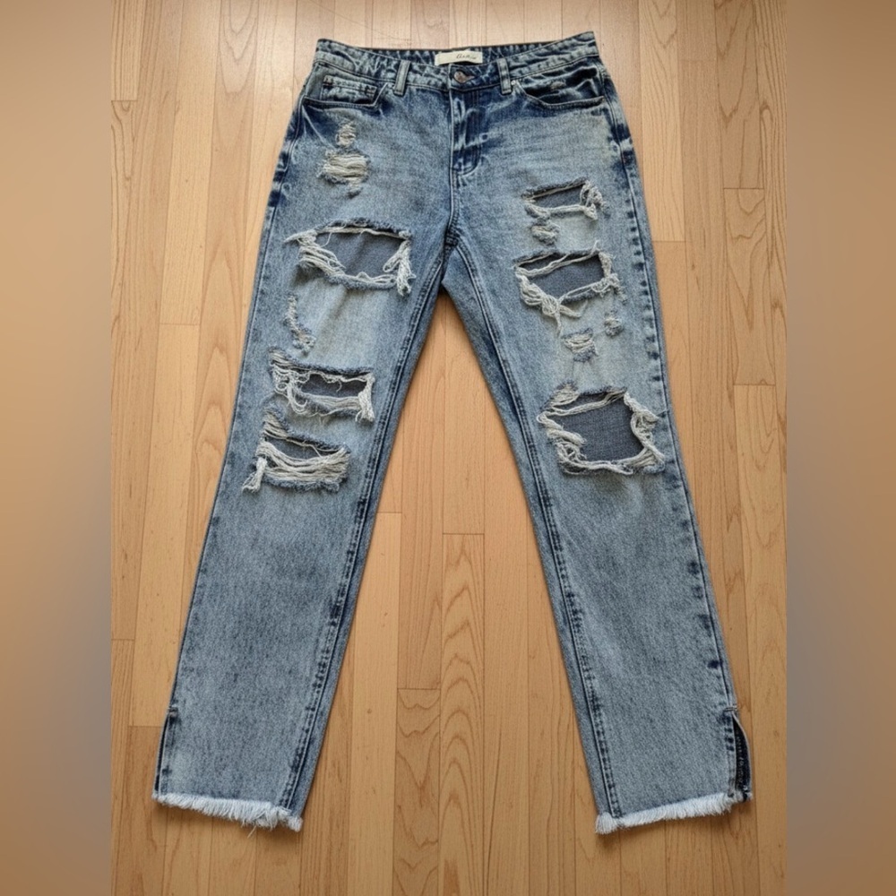 Kancan Collie High Rise Distressed Frayed Ankle Hem Mom Jeans Size 7 / 27
